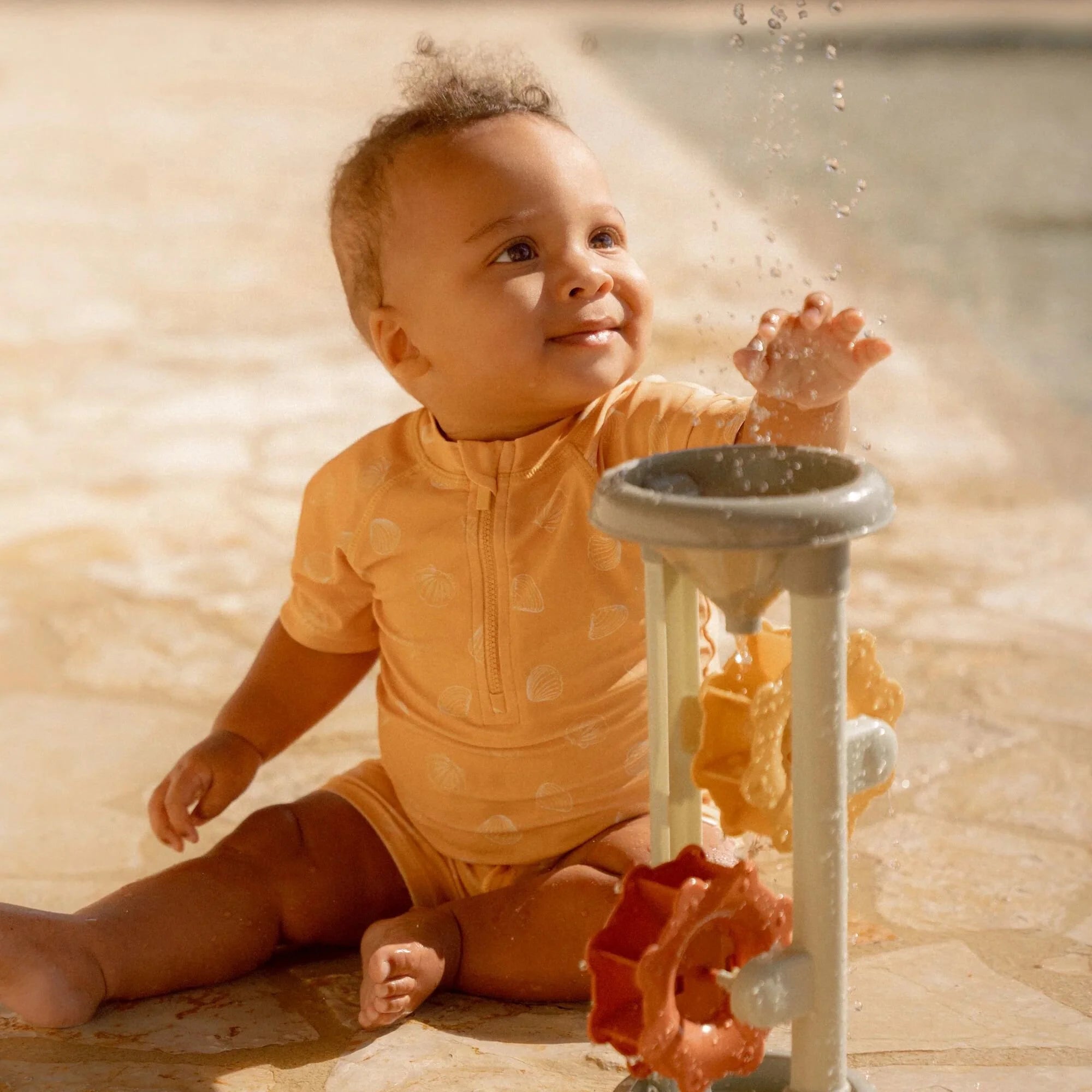 Bañador amarillo soleado con conchas – Little Dutch