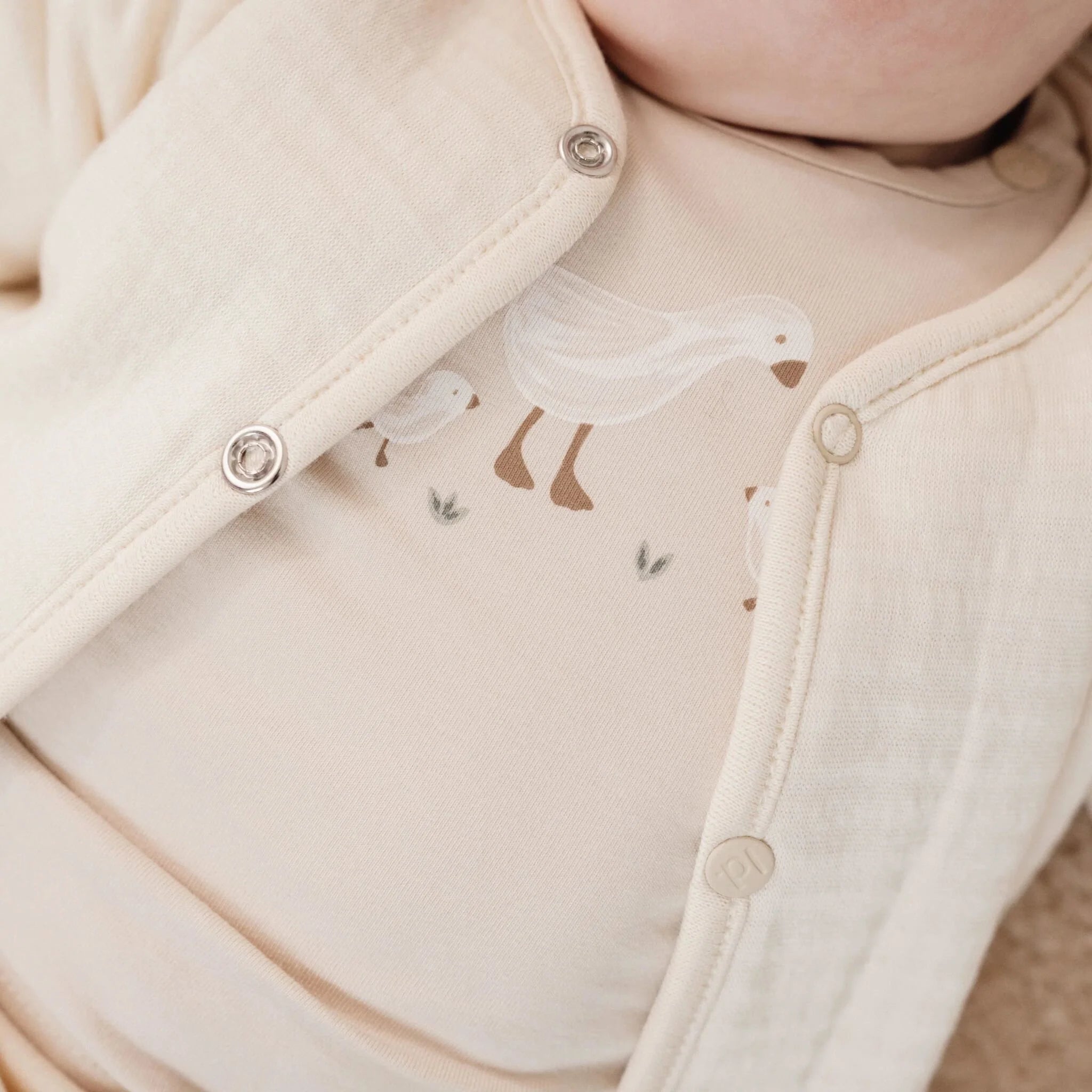 Little Dutch – Little Goose Sand Long Sleeve Shirt – Newborn Naturals