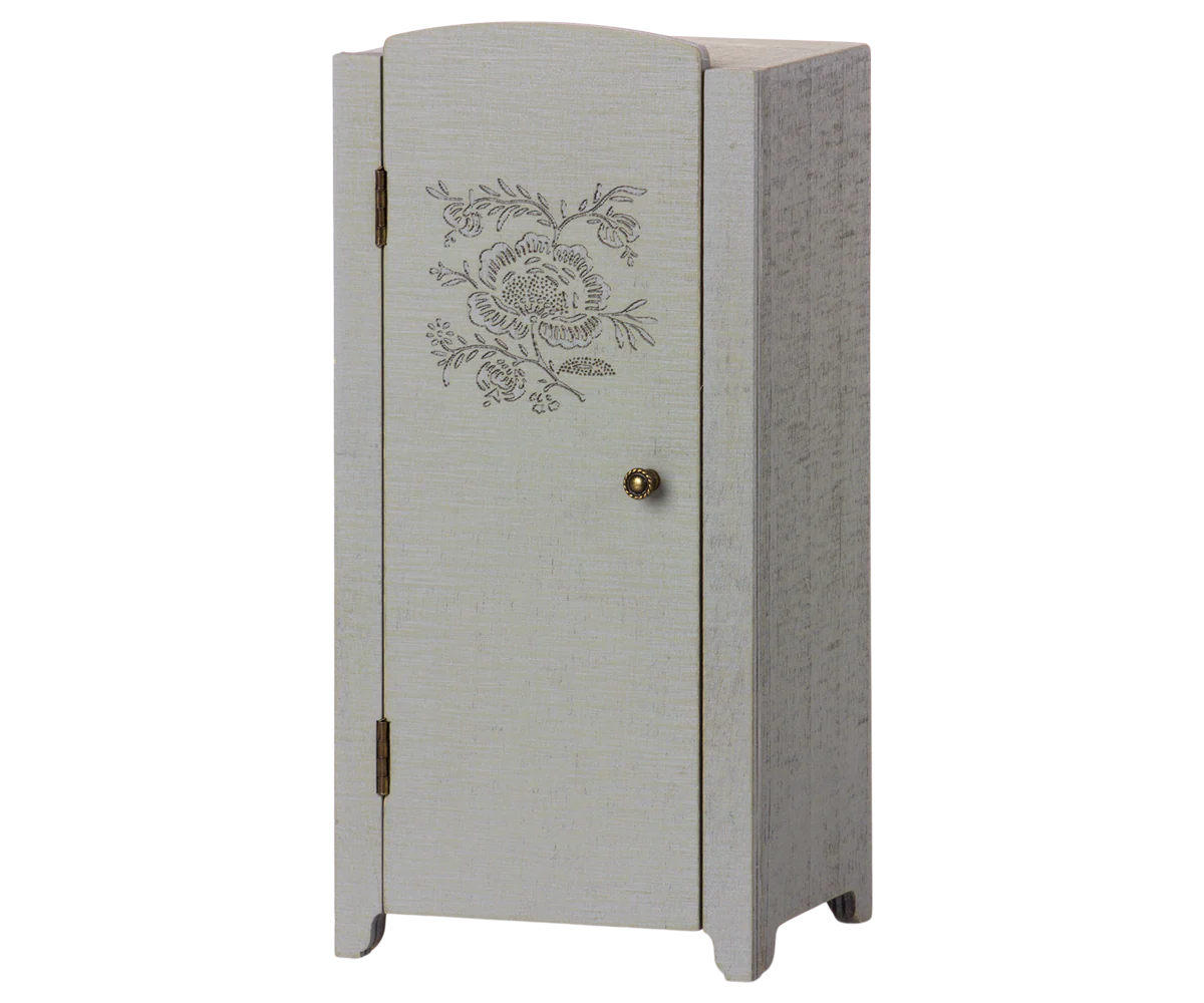 MAILEG – Miniature Wardrobe