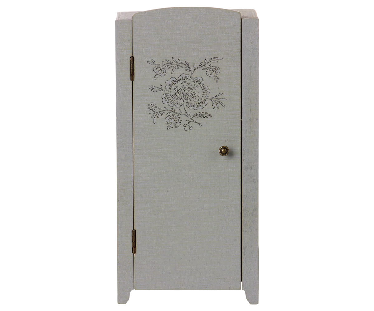 MAILEG – Miniature Wardrobe
