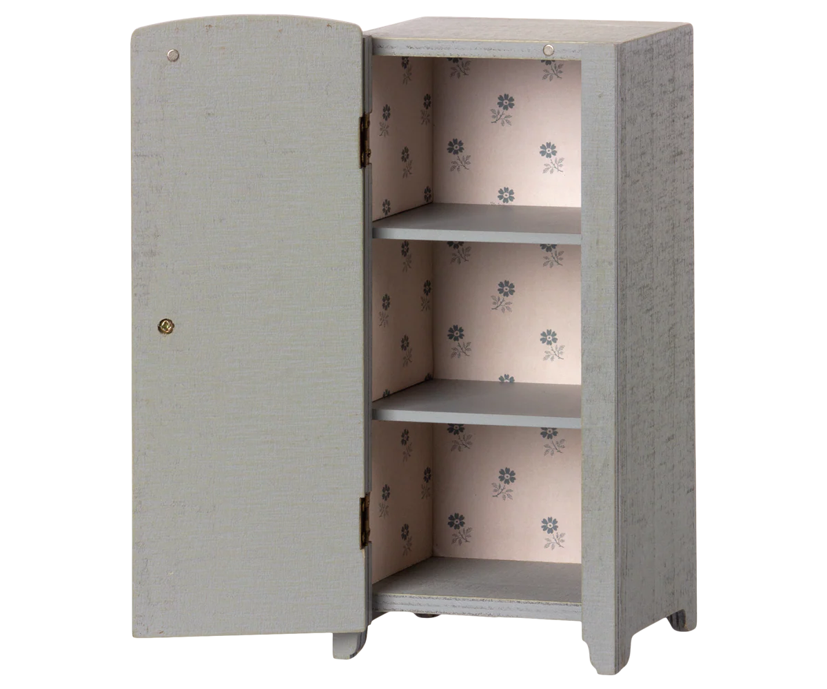 MAILEG – Miniature Wardrobe