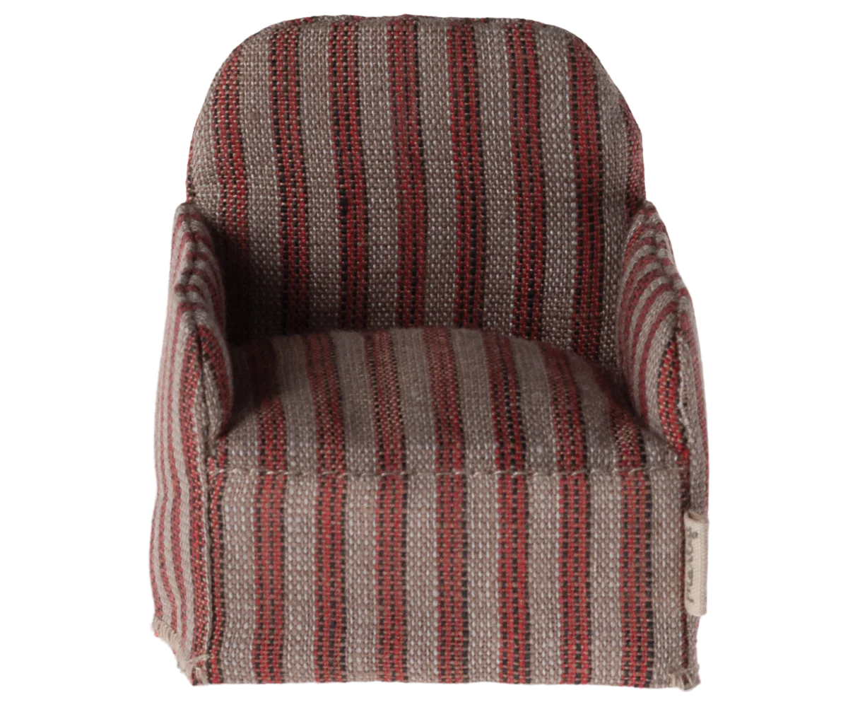 Silla Maileg para ratones y casa de conejos