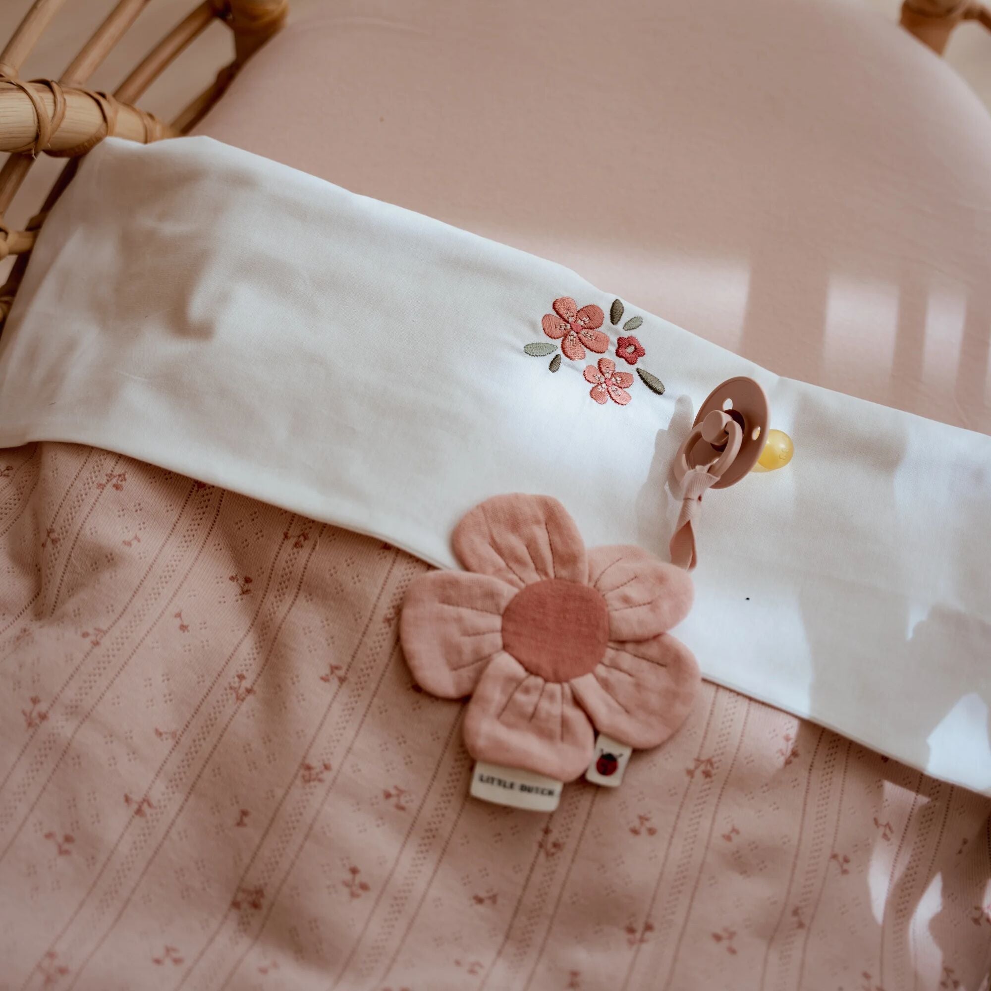 Porta-Chupeta – Pink Fairy Garden – Little Dutch