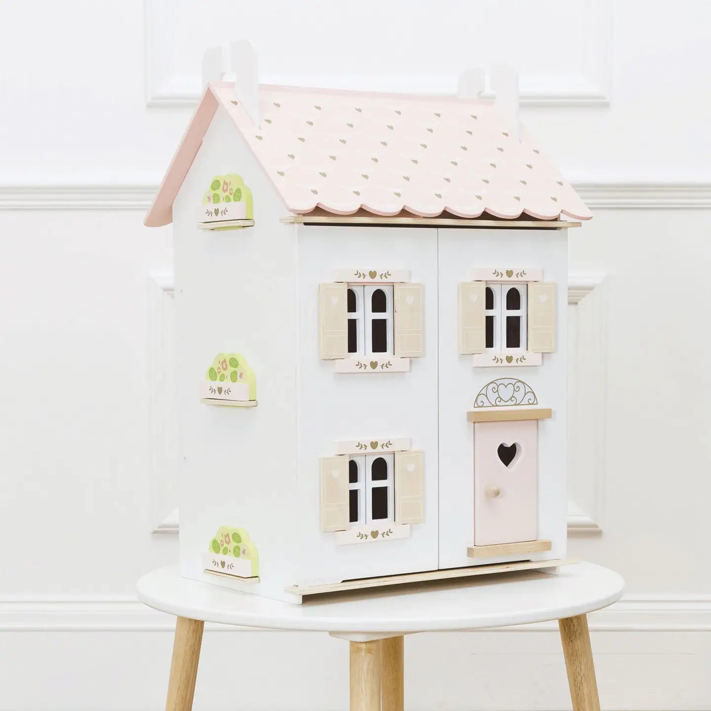 Rose Heart Dollhouse