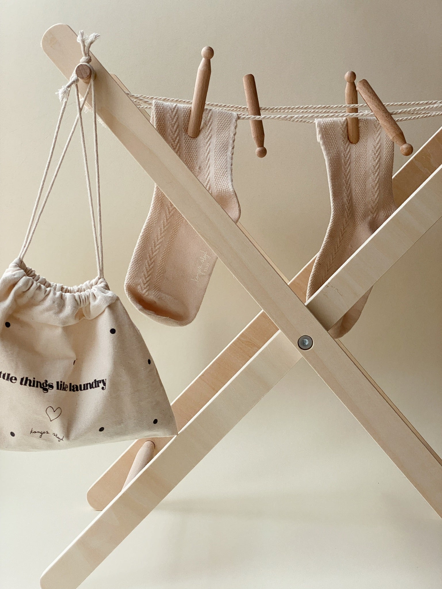 Mini Clothesline with Springs – Konges Sløjd | Creative and Educational Play