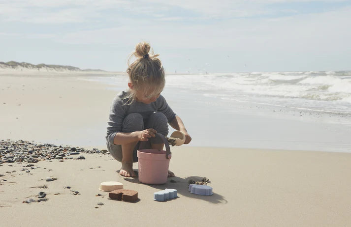 Juego de juguetes de playa