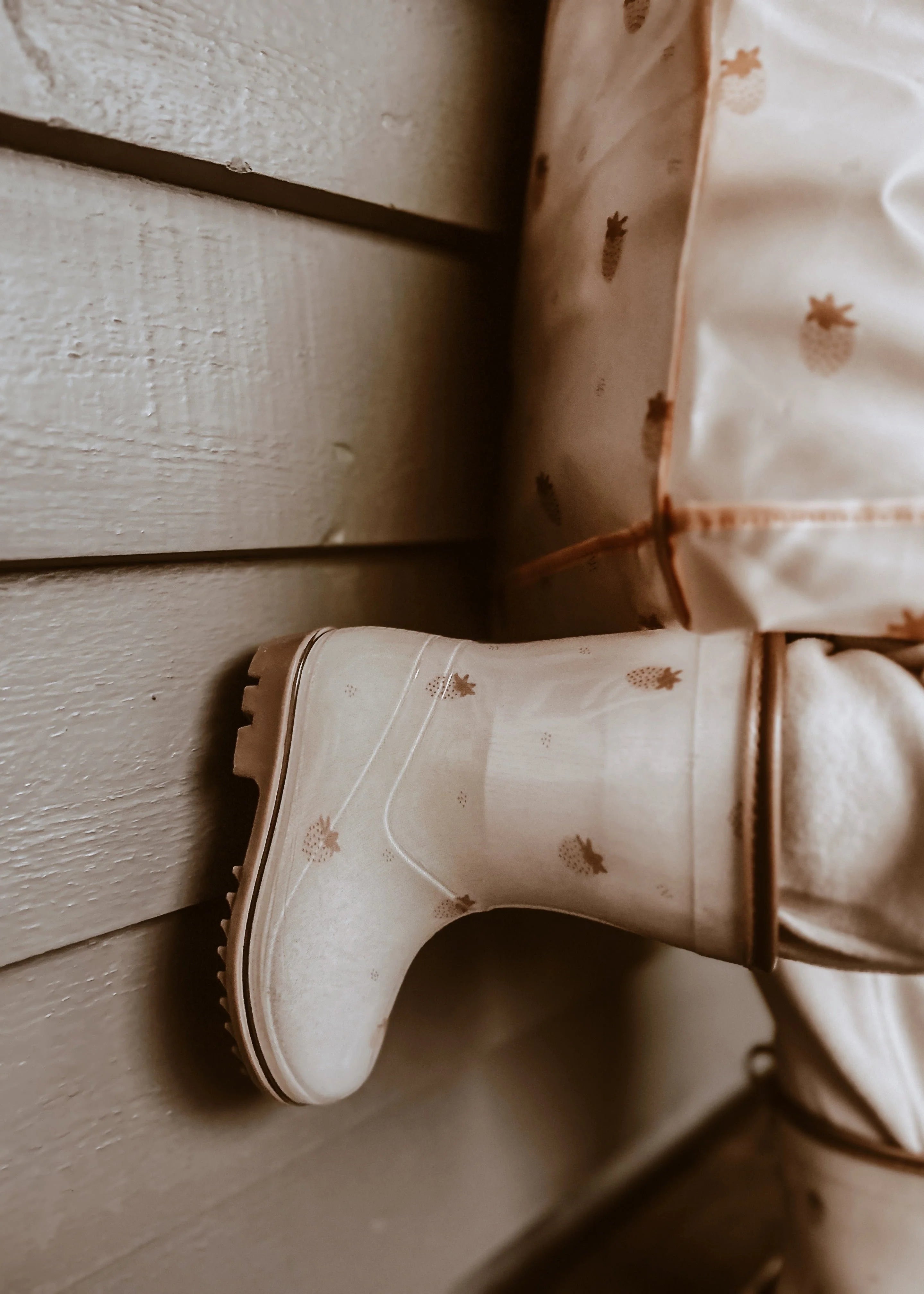 Waterproof galoshes