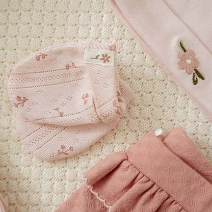 Gloves for newborns