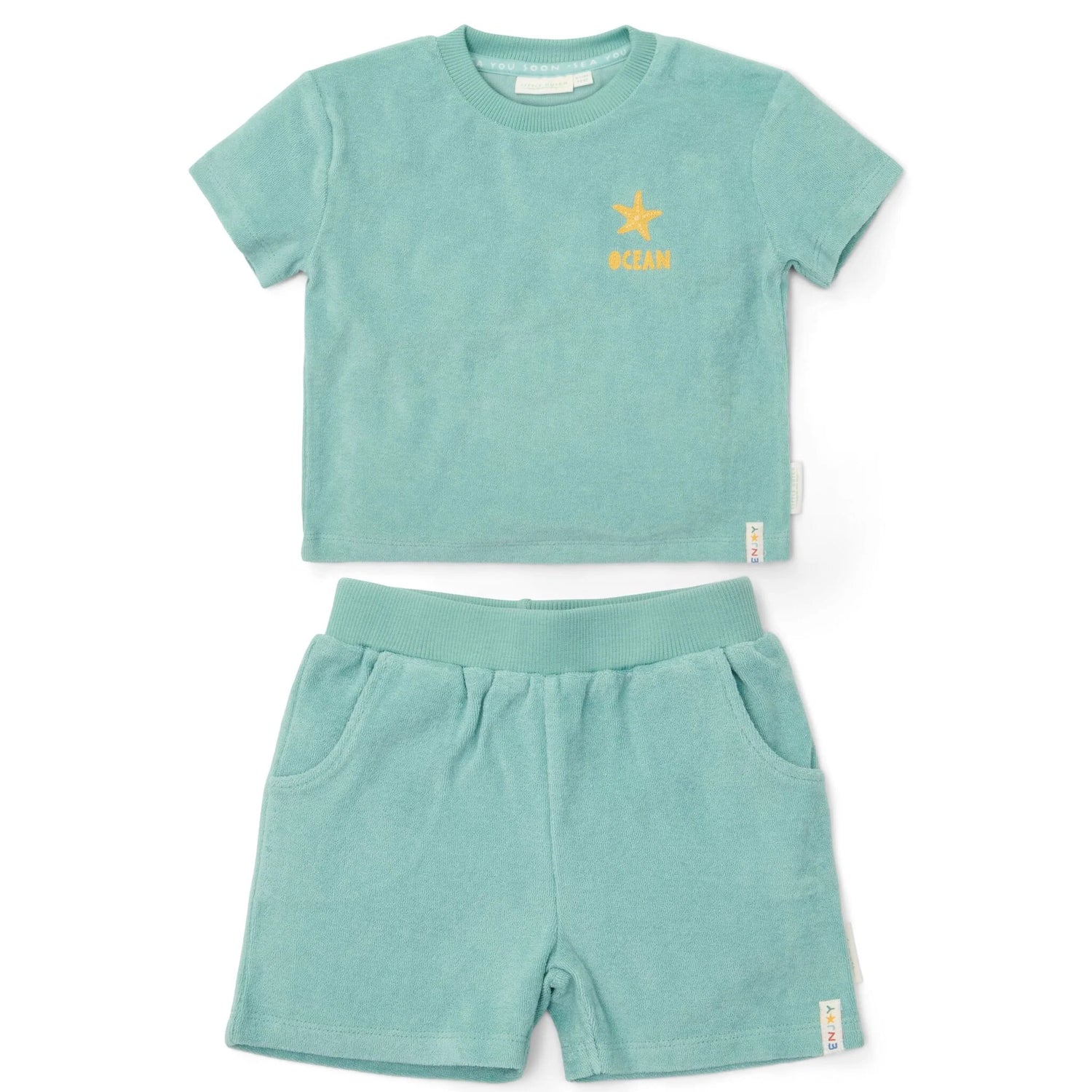 Camiseta y pantalones cortos - Conchas y rayas