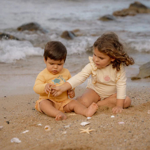 Shorts de baño Little Dutch Yellow Fish