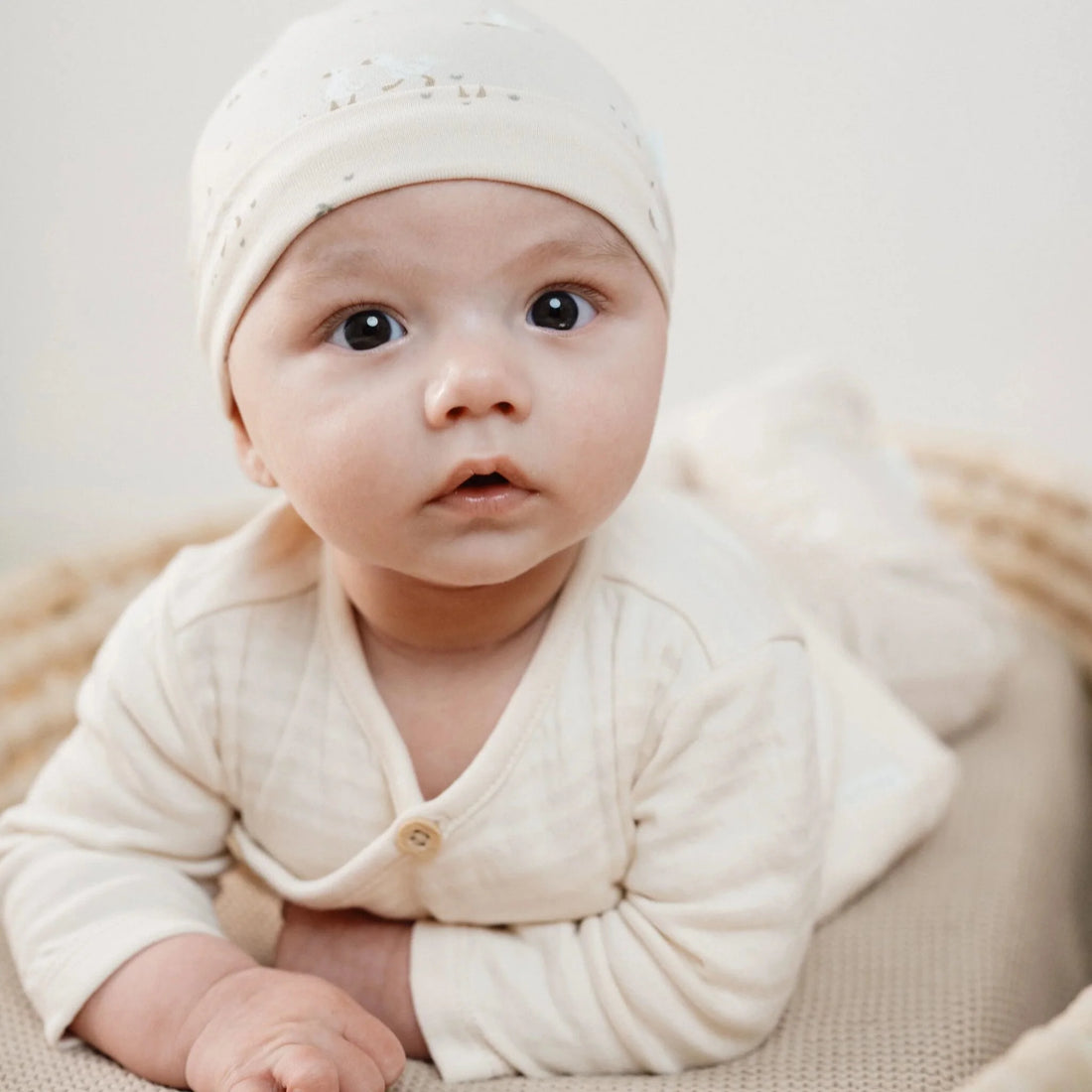 Little Dutch – T-Shirt Cruzada de Manga Comprida Bege Newborn Naturals