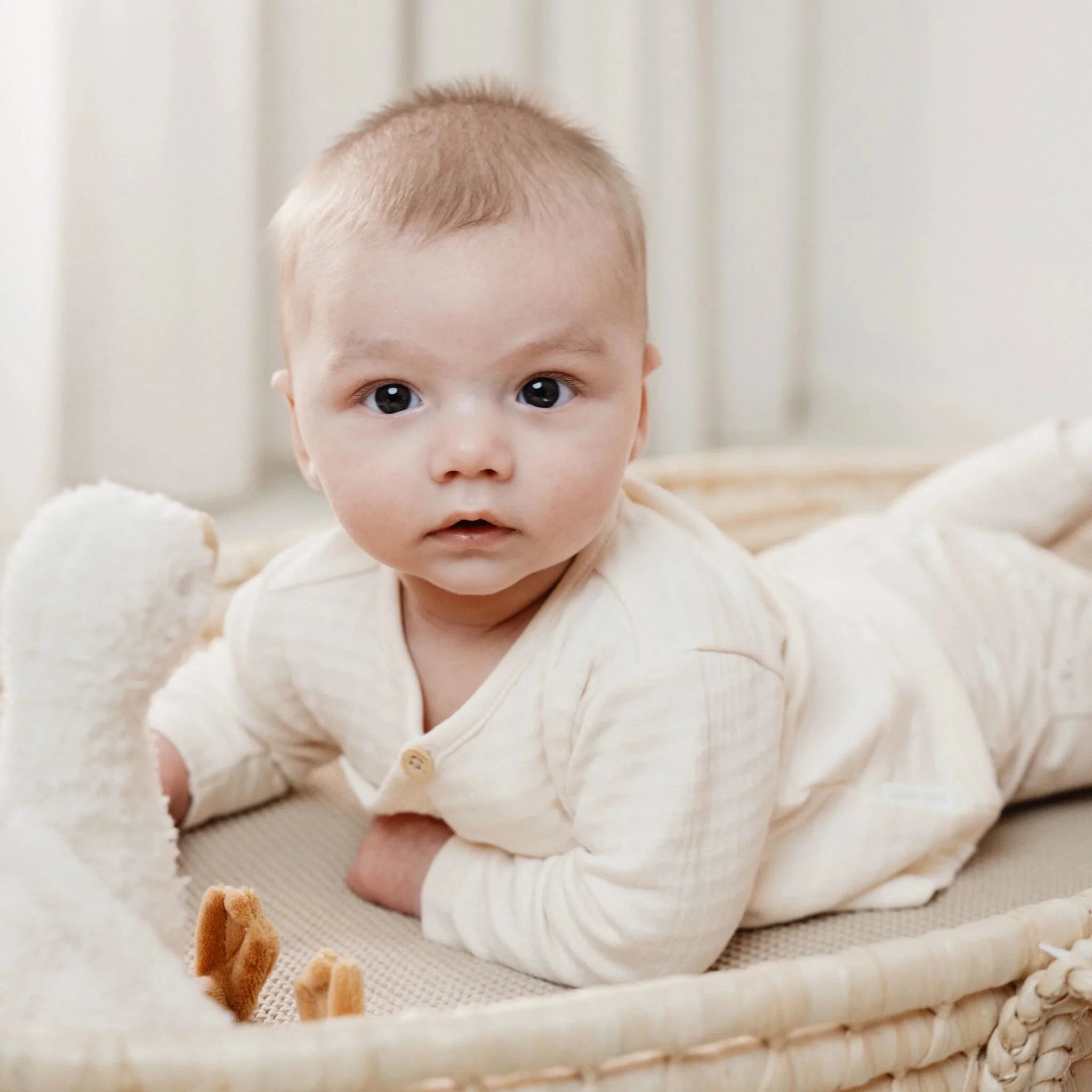 Little Dutch – T-Shirt Cruzada de Manga Comprida Bege Newborn Naturals