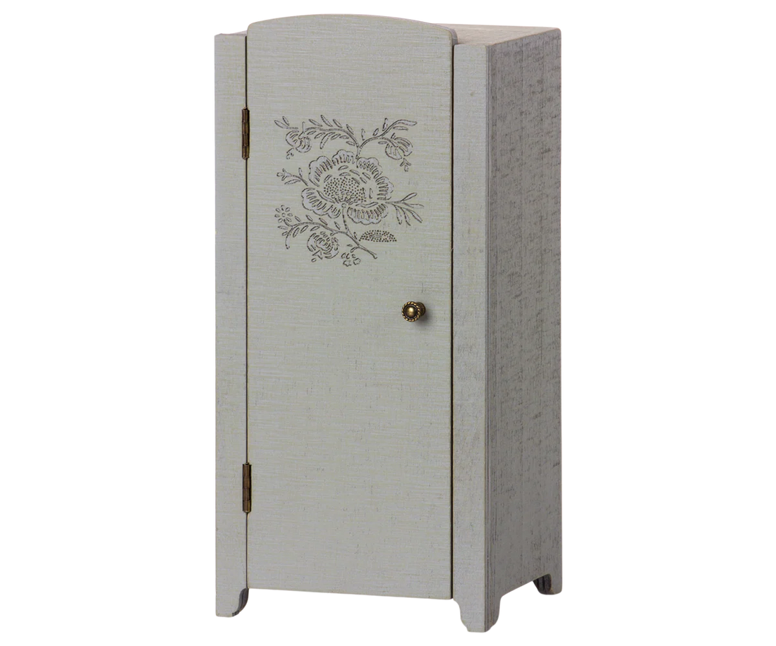 MAILEG – Miniature Wardrobe