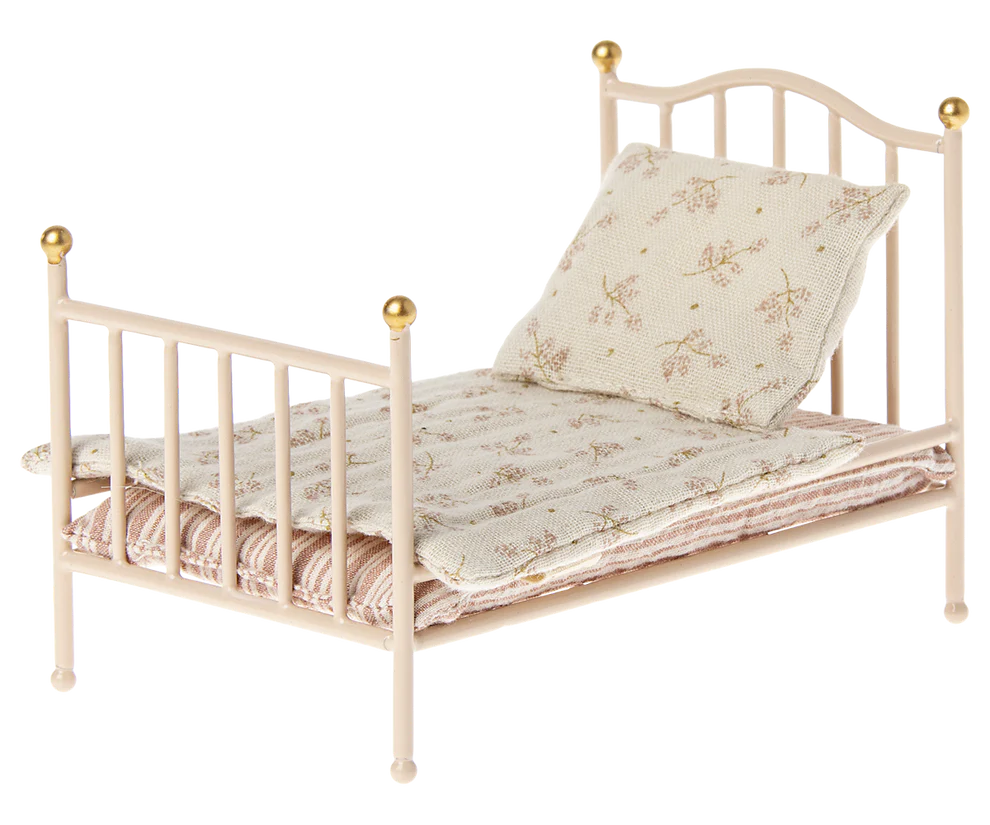 Cama vintage