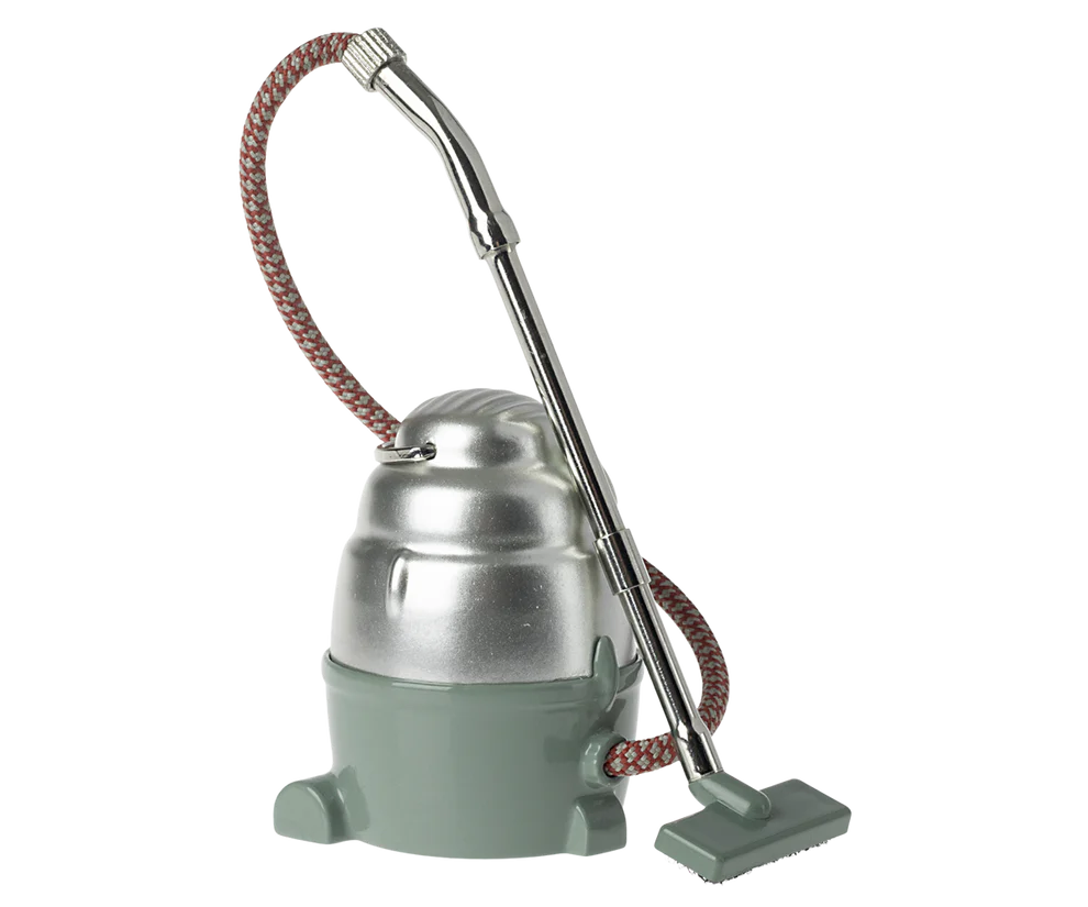 Vacuum cleaner, little mouse