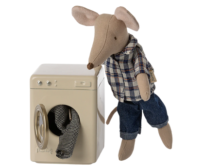 Mice washing machine