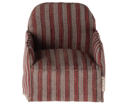 Silla Maileg para ratones y casa de conejos