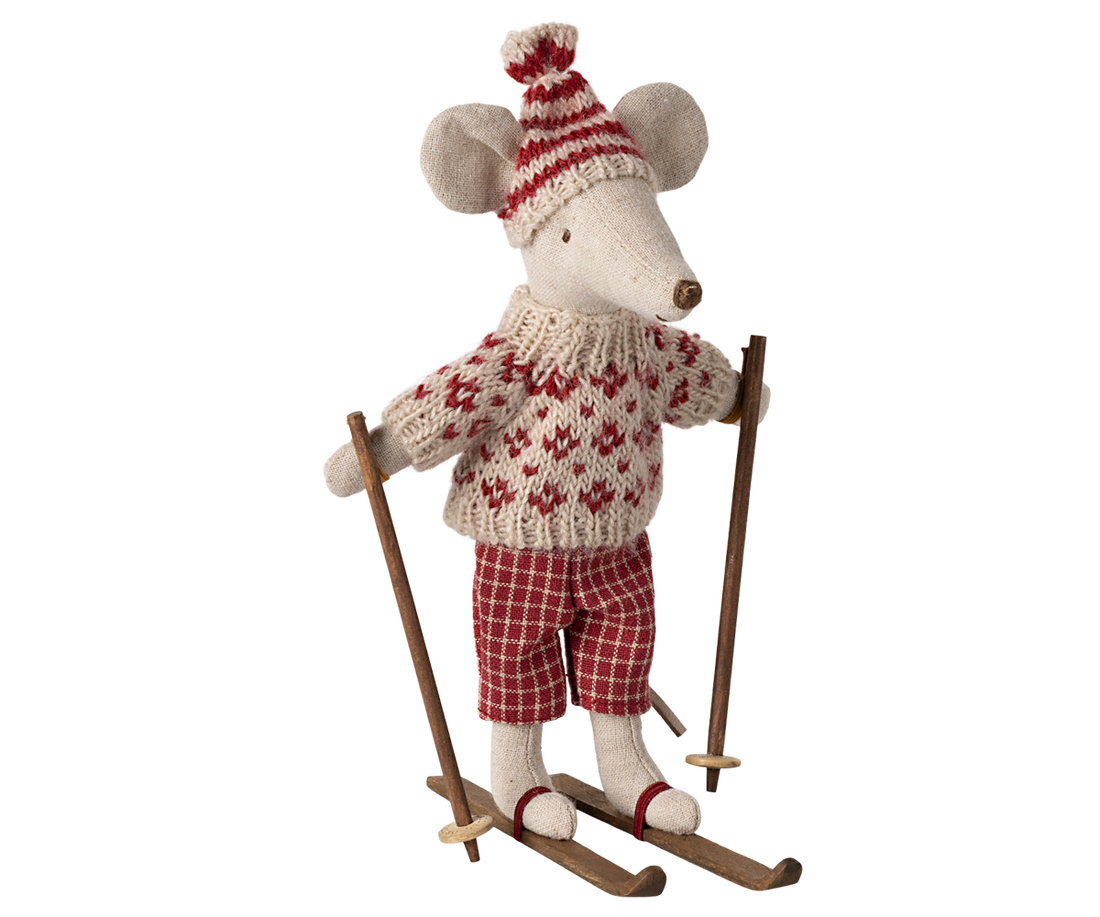 Mamã ratinha esquiadora