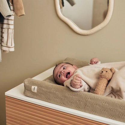 Changing table cover