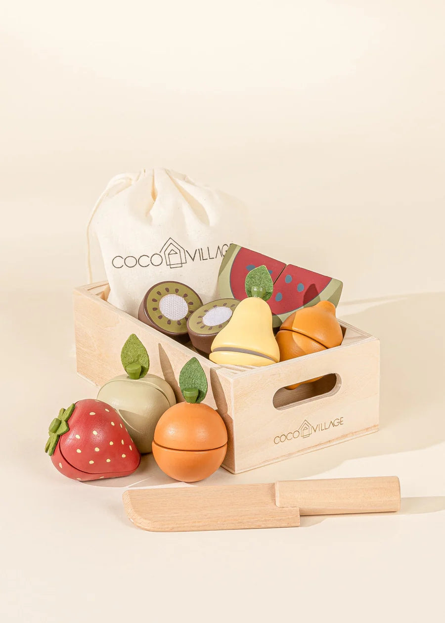 Conjunto de frutas em madeira