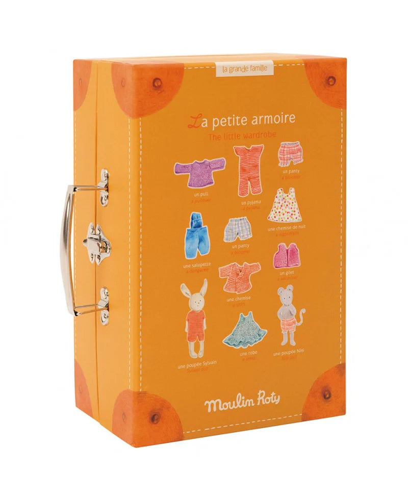 The wardrobe suitcase