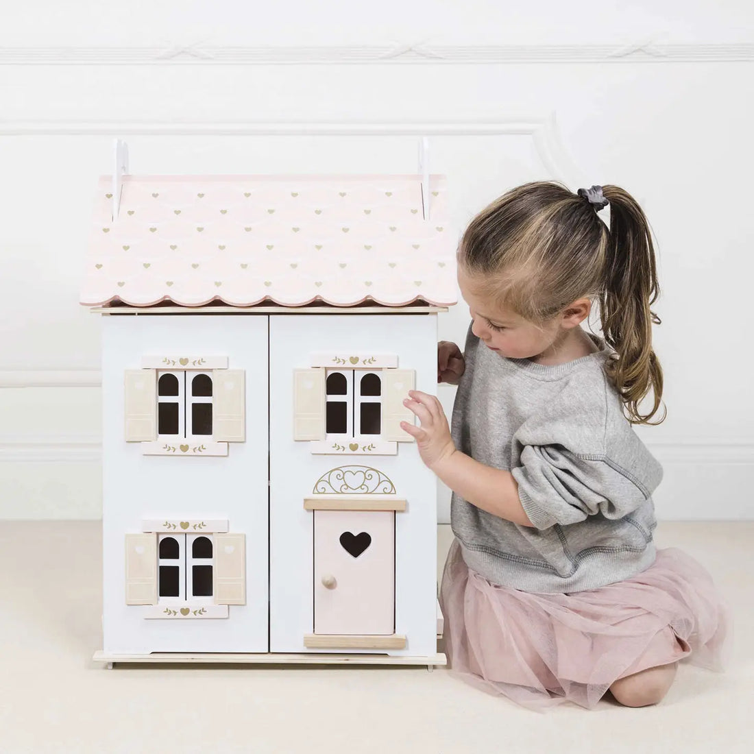 Rose Heart Dollhouse