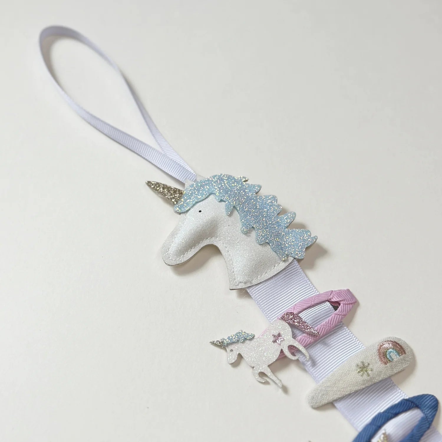 Cinta para colgar con gancho &quot;Unicornio&quot;