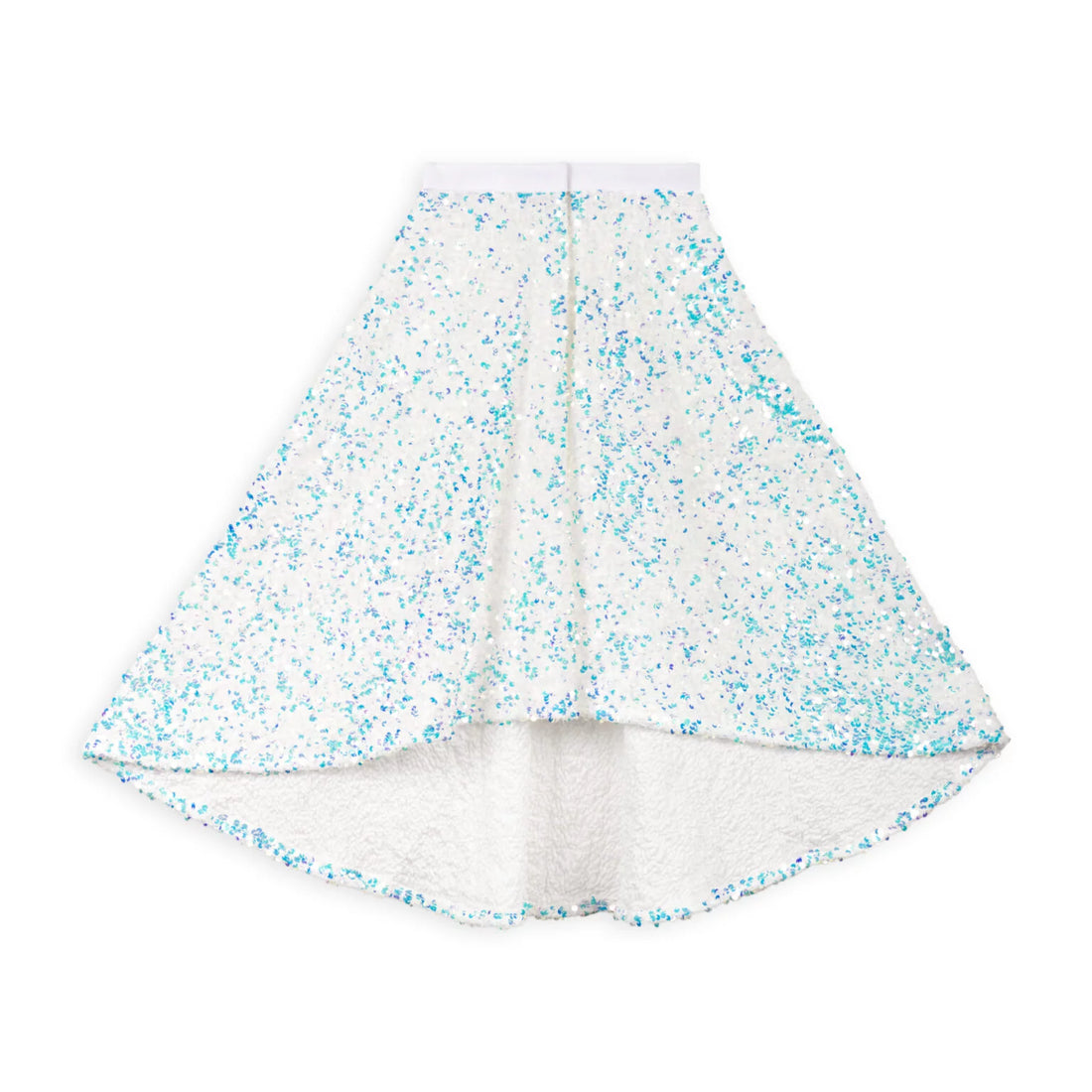 Capa blanca con lentejuelas