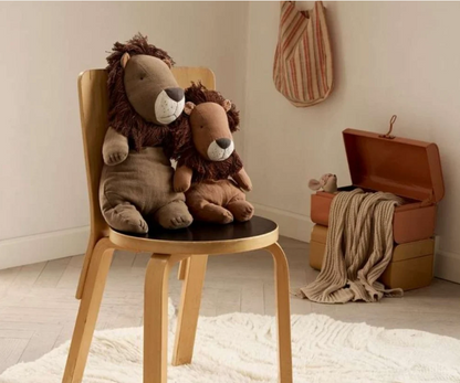 Safari friends, Leão Médio