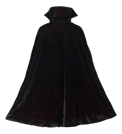 Capa de Drácula con dientes