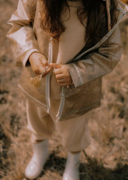 Waterproof rain jacket
