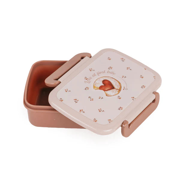 Lunch box