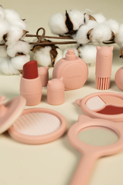 Silicone makeup set