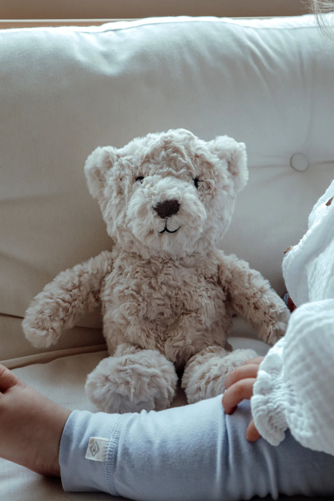 White Noise - Lou Bear