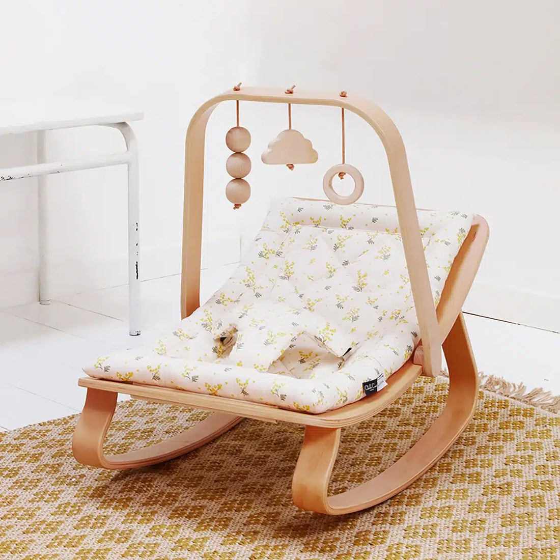 Activity arch for LEVO lounger