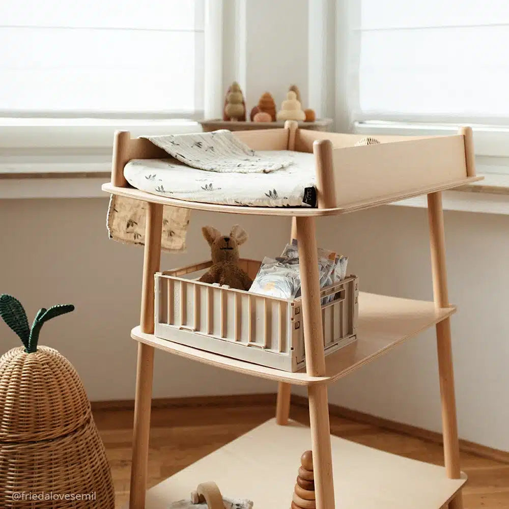 PAID Diaper Changing Table in Faia