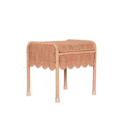 Olli Ella Petal Storie Stool Seashell Pink | Taburete de Almacenamiento de Ratán