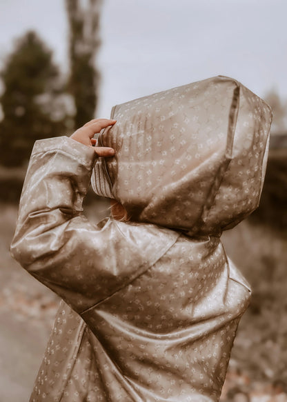 Waterproof rain jacket