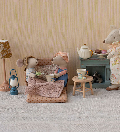 Sofá-Cama, casa suitcase e casa ratinhos