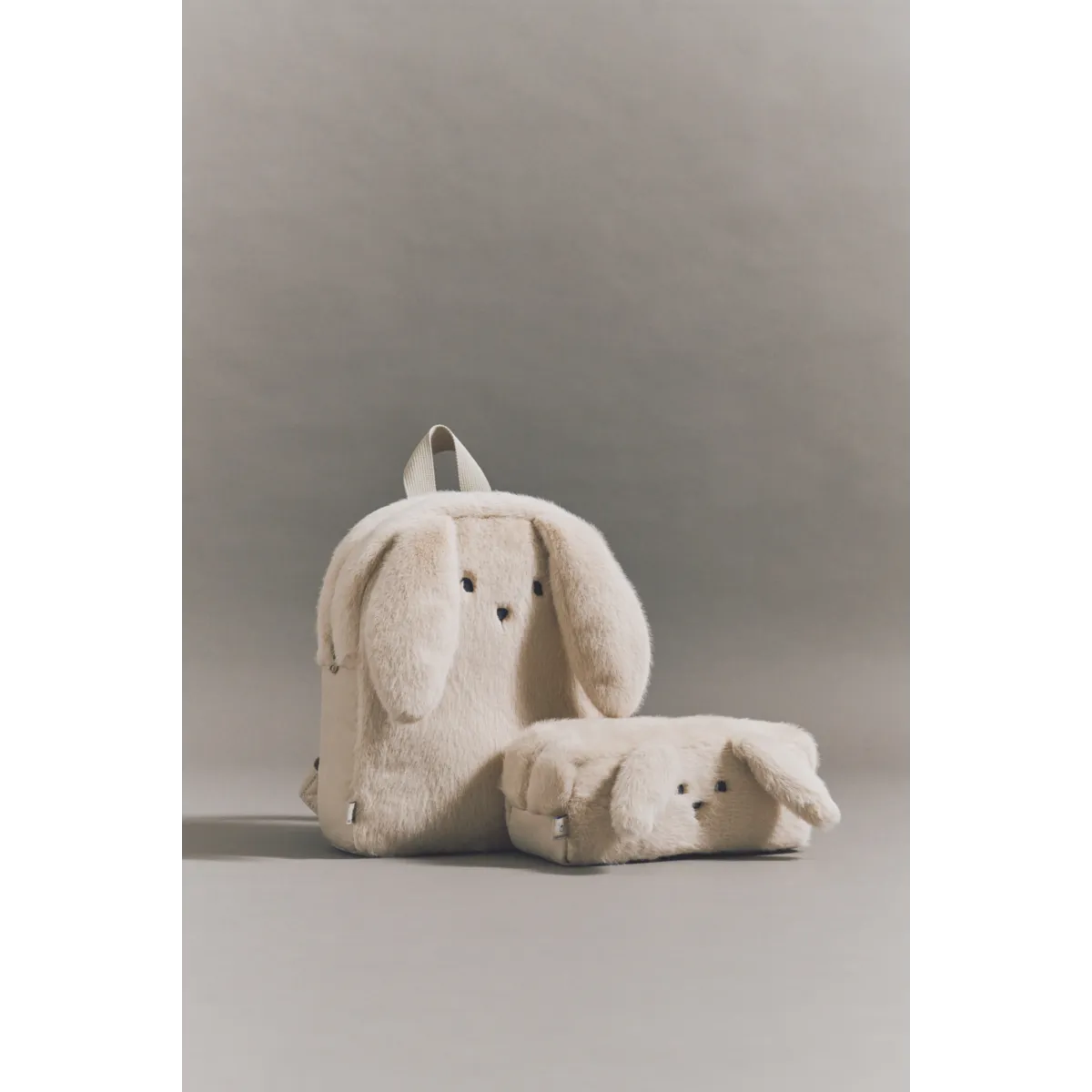 Mochila de Peluche Denise Coelho