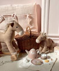 Conjunto de louças para o chá com cesta de picnic - Princesas