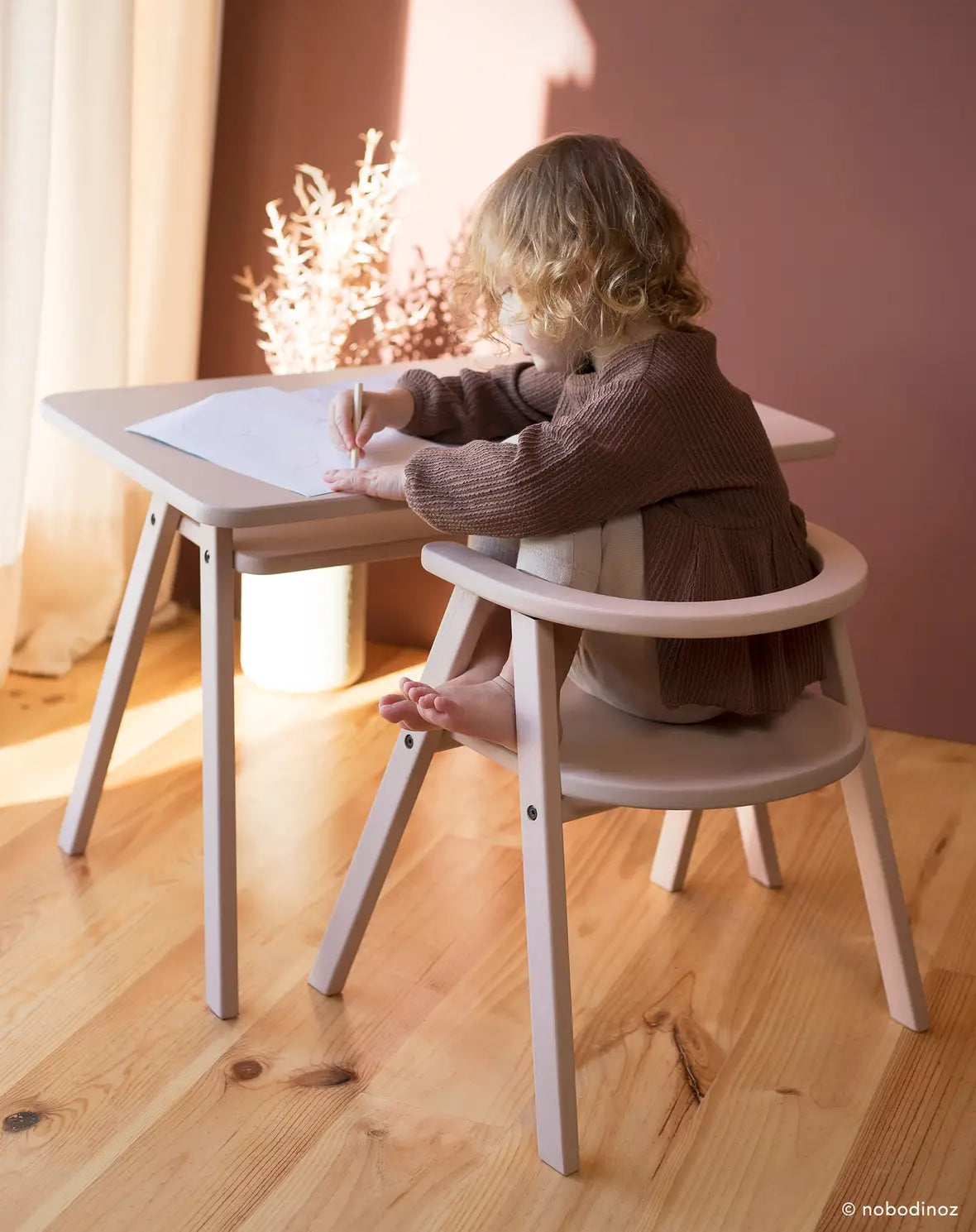 Secretária infantil