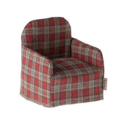 Silla Maileg para ratones y casa de conejos