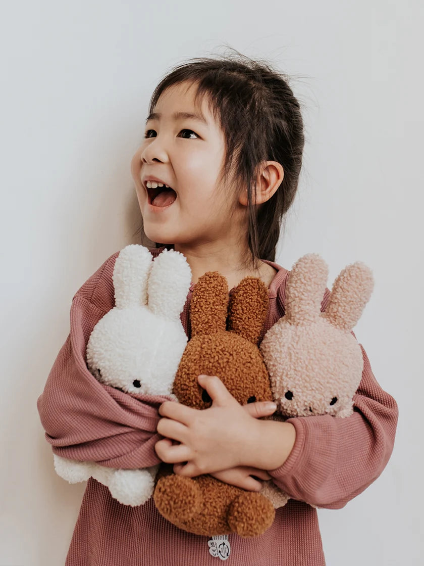 Miffy, pequeño osito de peluche